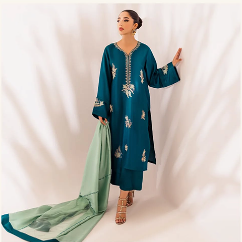 Zarkhez – Pure Raw Silk Emerald Green